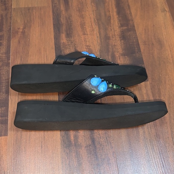 Black Bejeweled Small Wedge Flip Flop Size 10 - Picture 8 of 11
